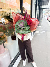 MOODY BLOOMS $25