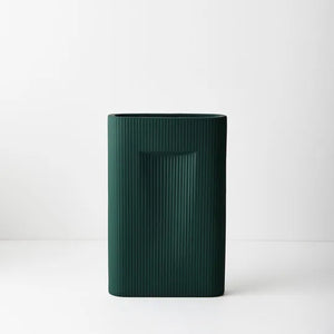 Sable Medium Vase ( Pistachio)